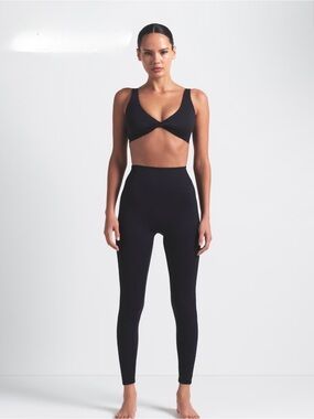 NikeSKIMS Matte